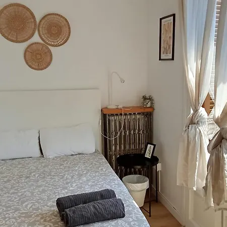 Gotic Heart Private Cathedral Hostel *